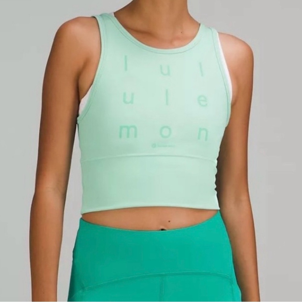 LULULEMON LIGHT GREEN POWER PIVOT YOGA WORKOUT TOP SIZE 6